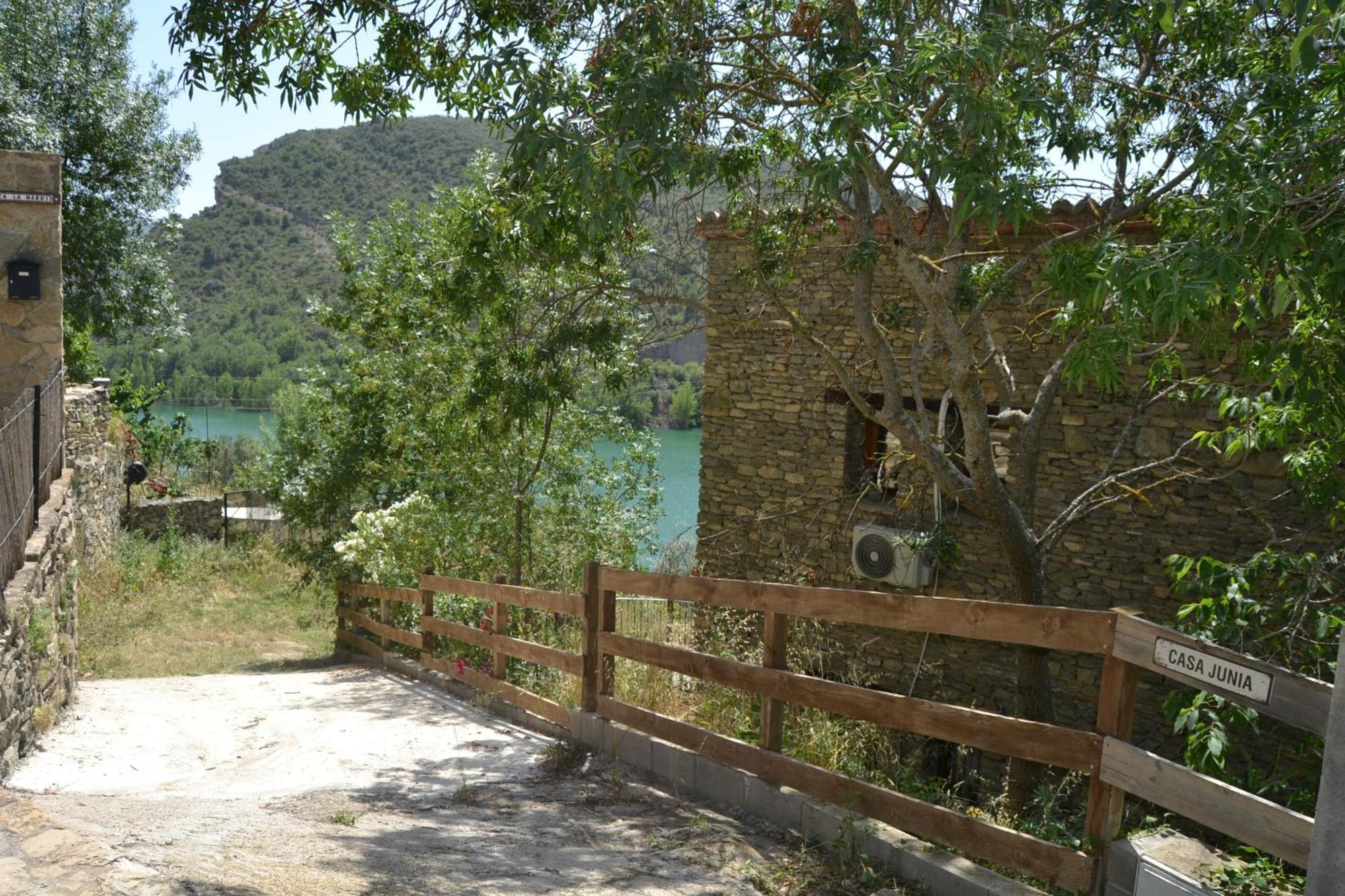 Вилла Casa Junia La Baronia de Sant Oisme Экстерьер фото